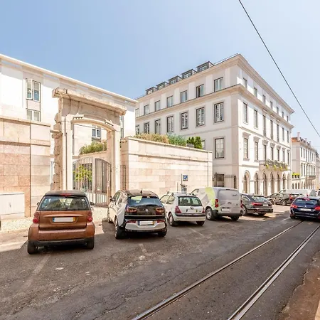 Апартаменты Guestready - A Premium In Chiado Лиссабон
