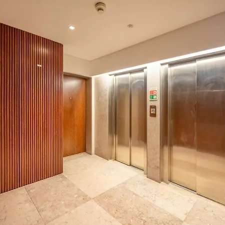 Апартаменти Guestready - A Premium In Chiado Лісабон
